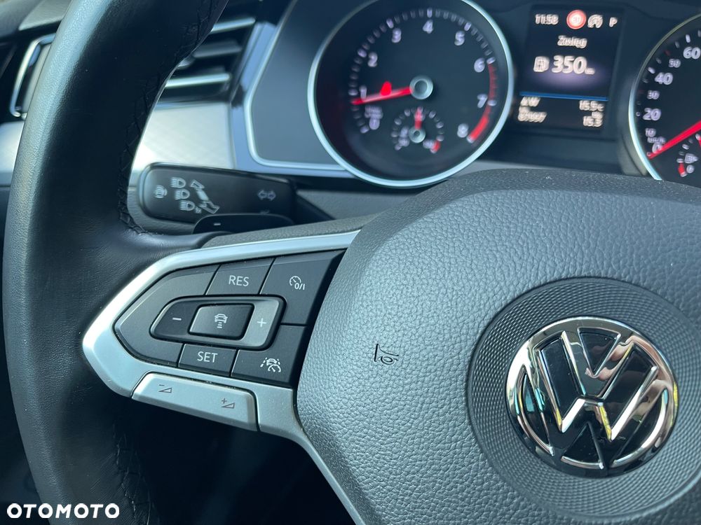 Volkswagen Passat 2.0 TSI Business DSG - 11