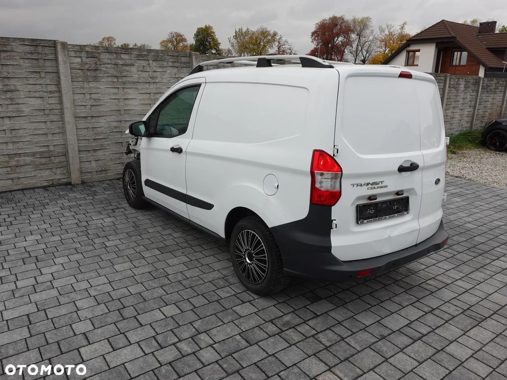 Ford TRANSIT COURIER - 3