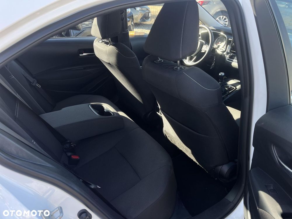 Toyota Corolla - 18