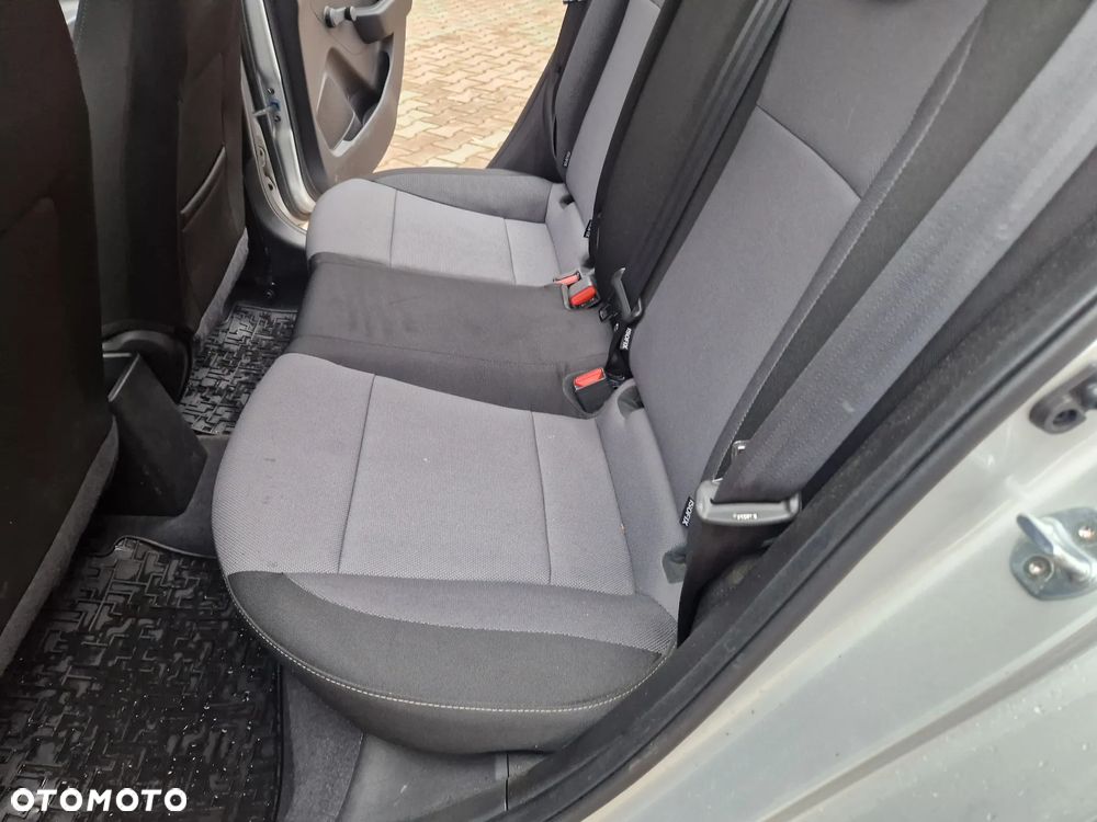 Hyundai i20 1.2 Comfort - 16