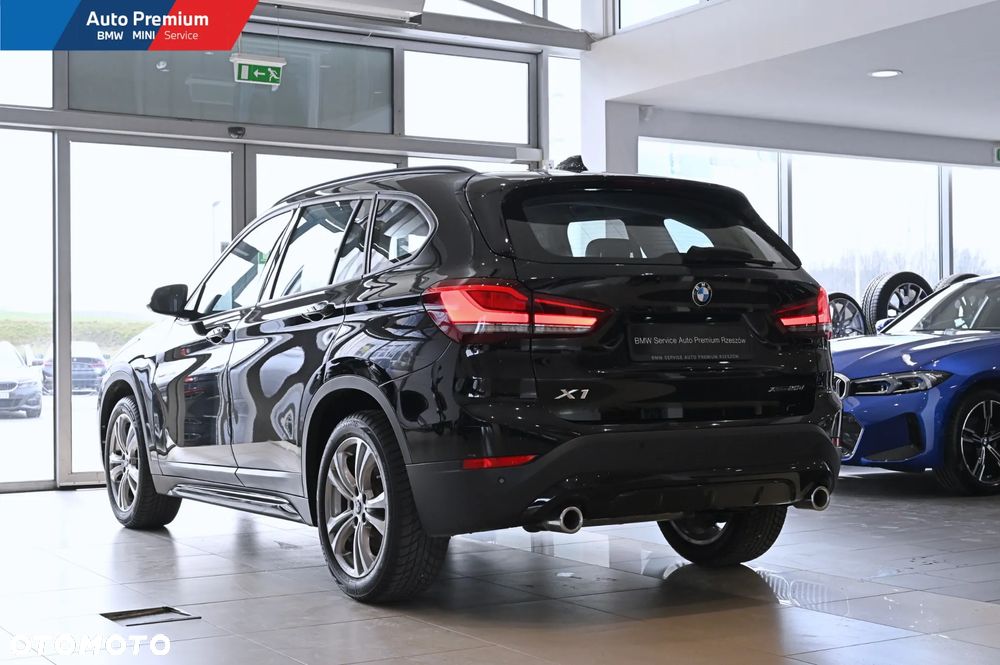 BMW X1 xDrive20d Sport Line - 19