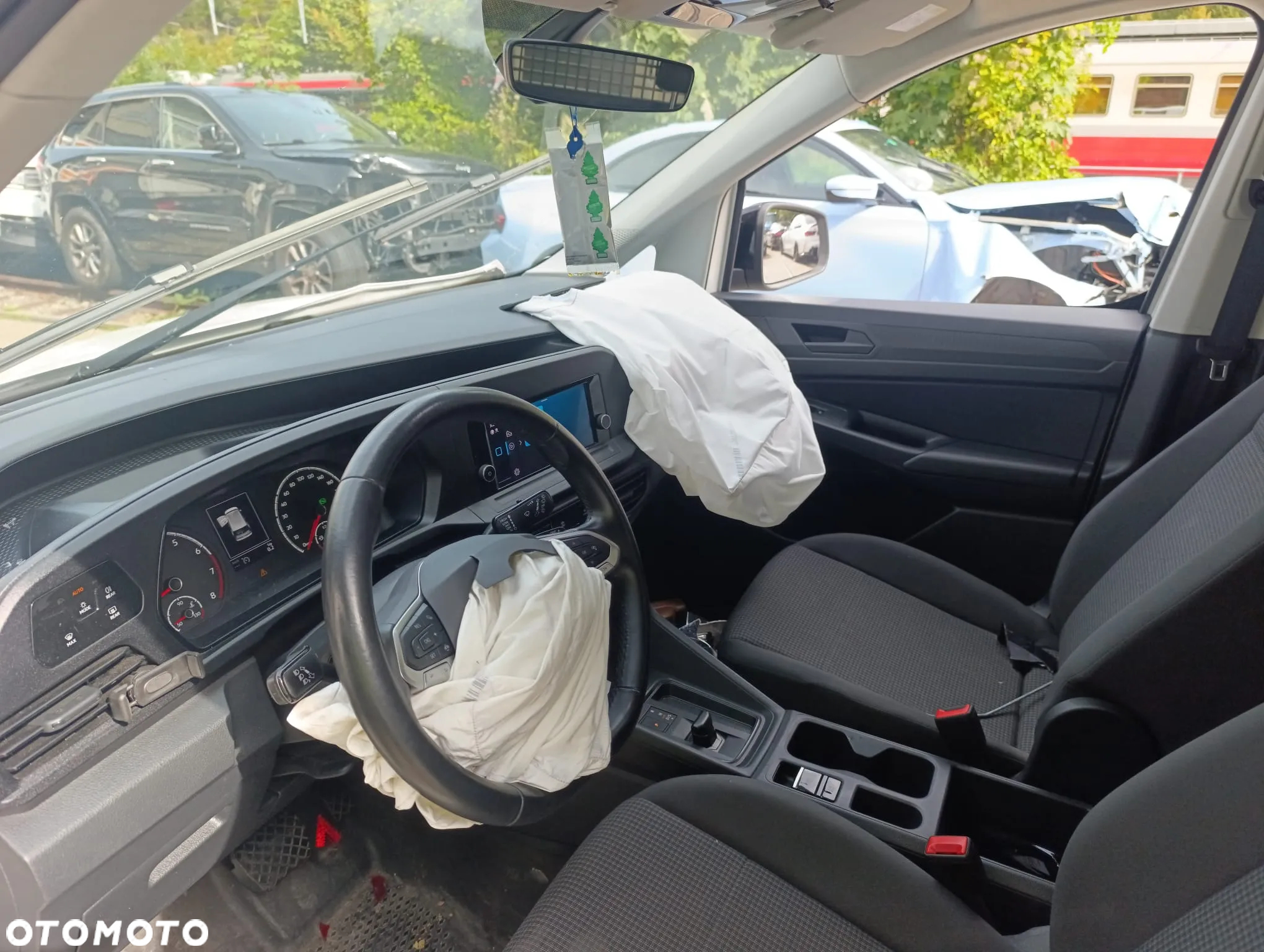 Volkswagen Caddy - 9