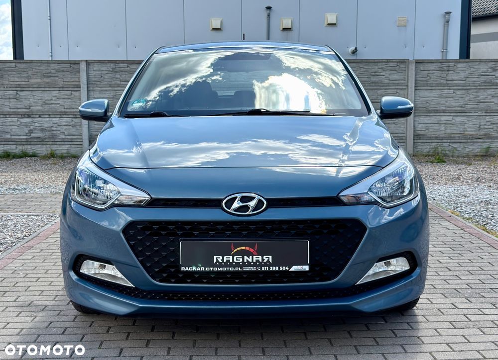 Hyundai i20 blue 1.2 Classic - 9