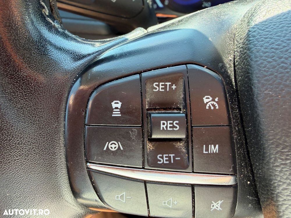 Ford Kuga 2.5 Duratec FHEV FWD Trend - 37