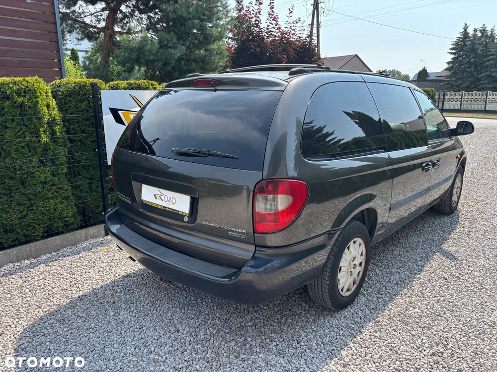 Chrysler Grand Voyager 2.8 CRD LX - 4