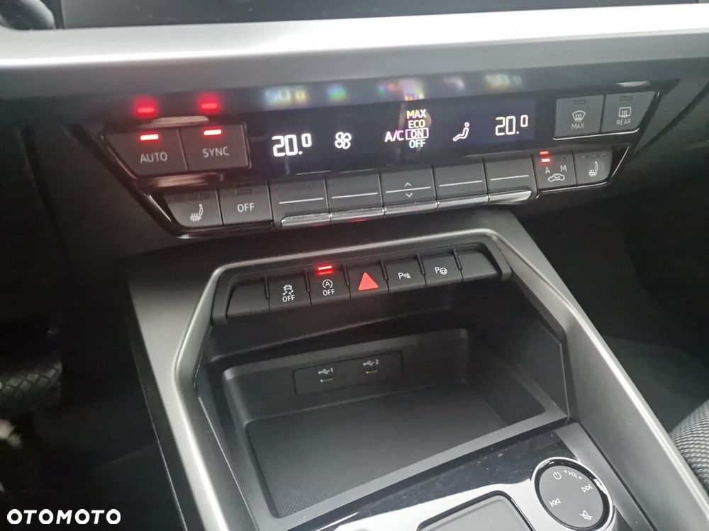 Audi A3 Sportback 35 TFSI S tronic - 16