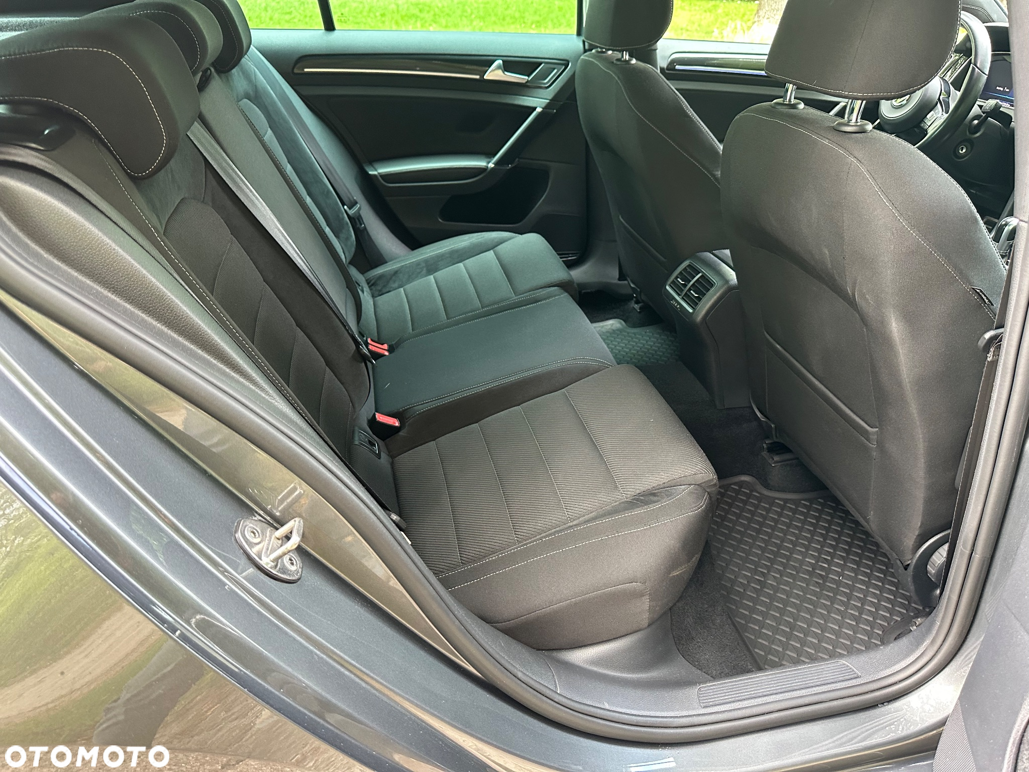 Volkswagen Golf VII 2.0 TSI BMT 4Mot R DSG - 10