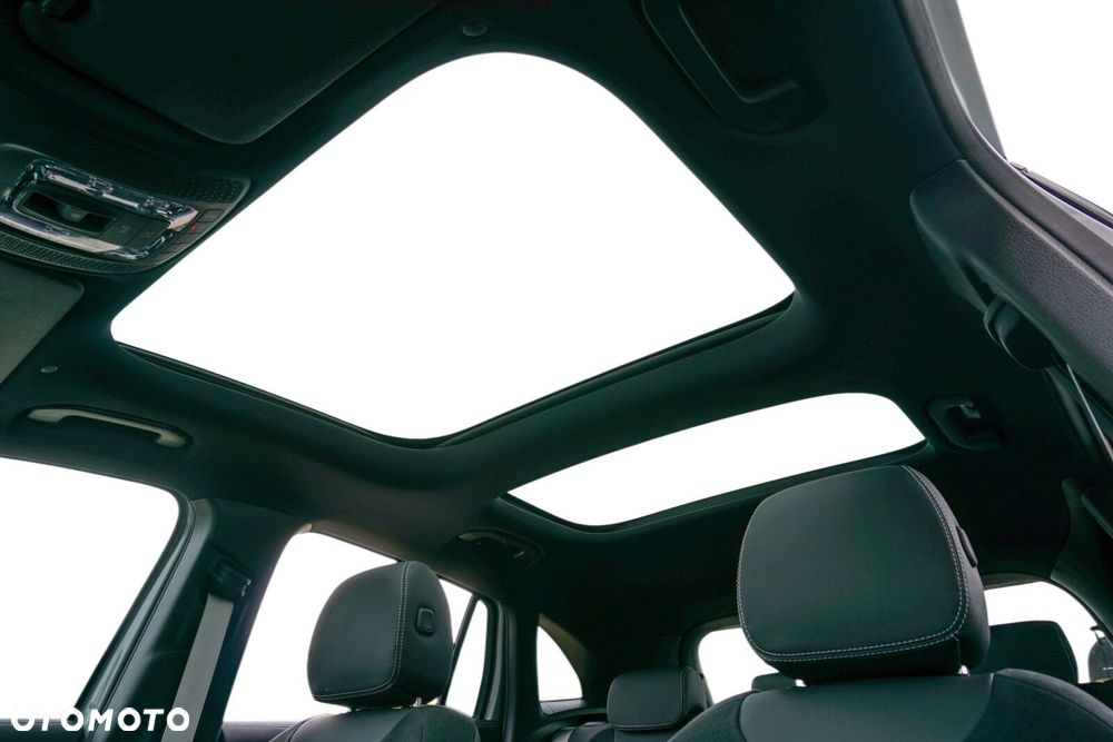 Mercedes-Benz GLA 200 d AMG Line 8G-DCT - 10