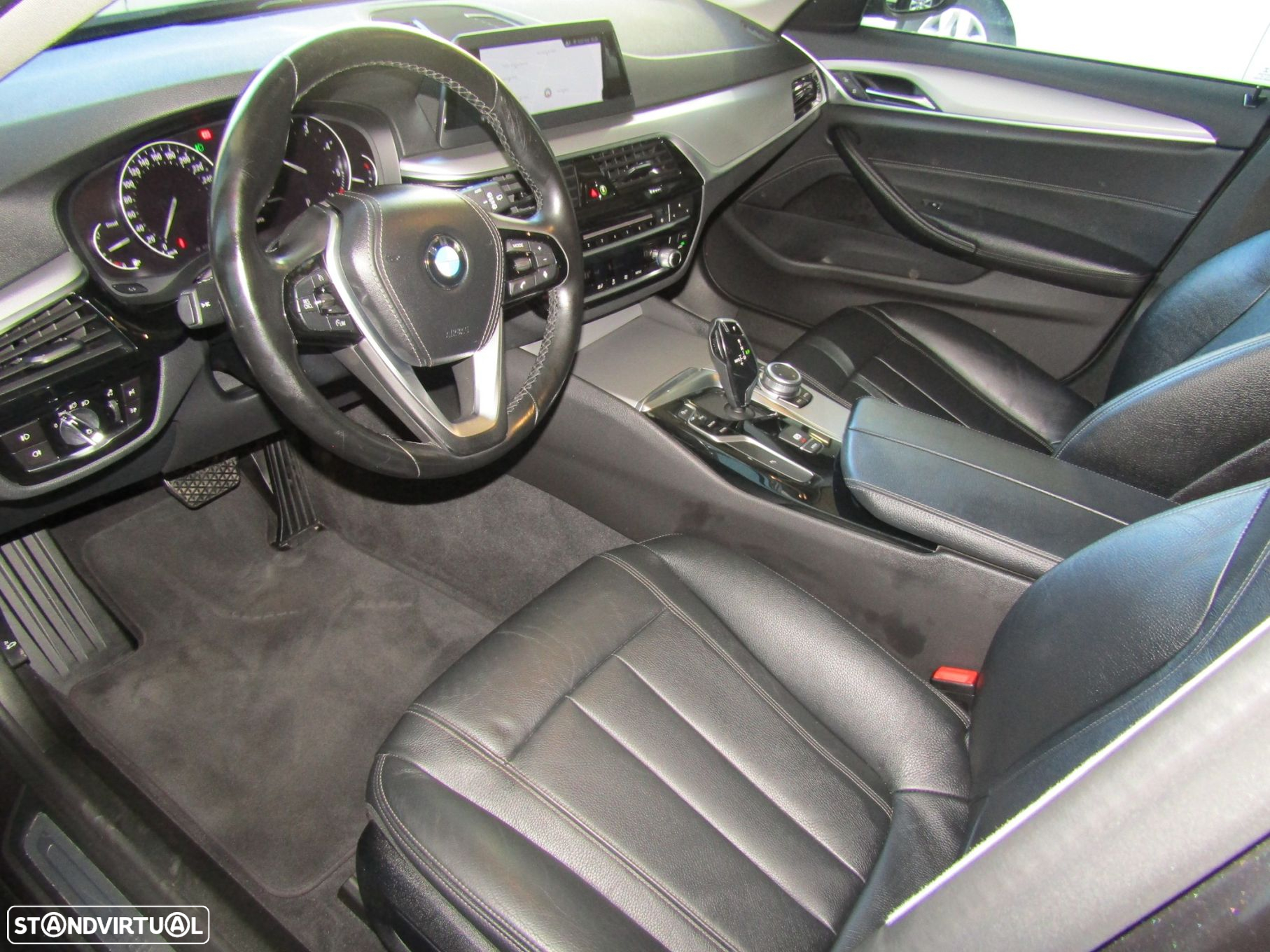 BMW 520 d Line Luxury Auto - 8