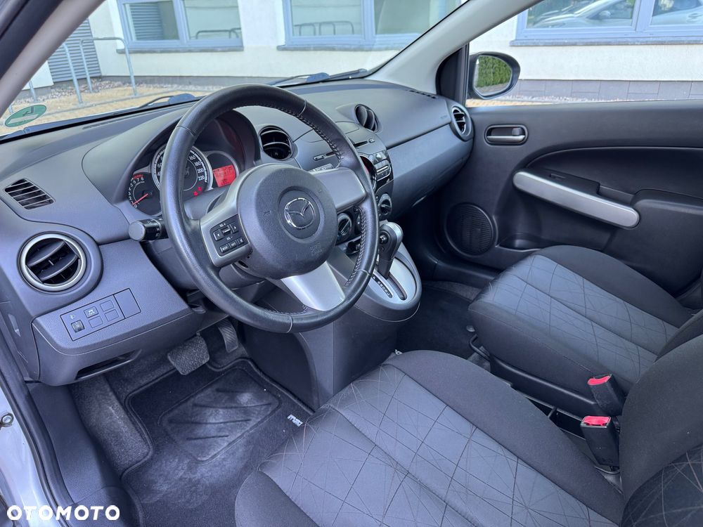 Mazda 2 1.5 Trend & Fun - 5
