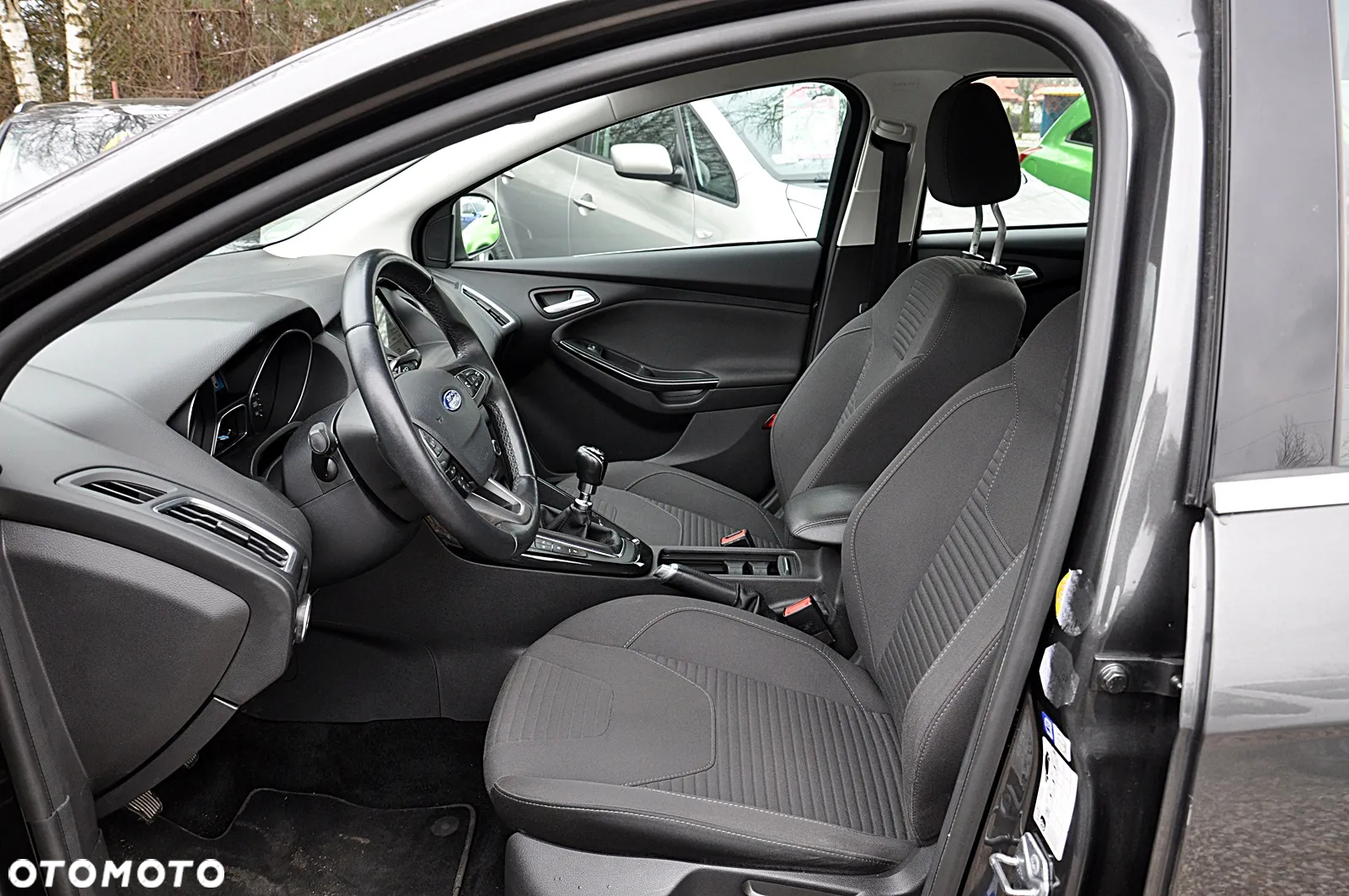 Ford Focus - 12