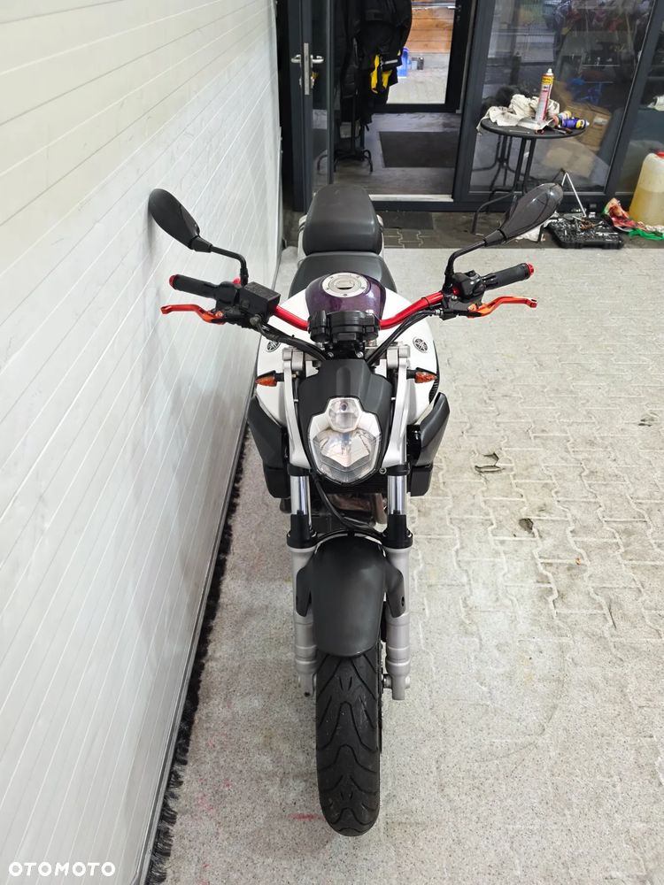 Yamaha MT - 21
