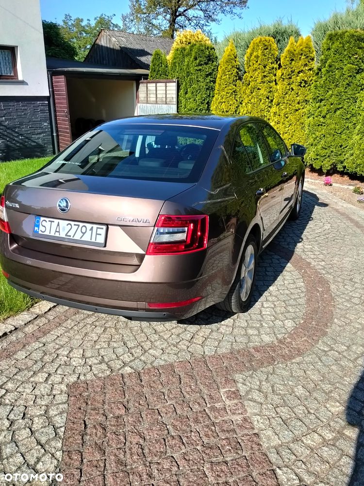 Skoda Octavia 2.0 TDI Edition - 4