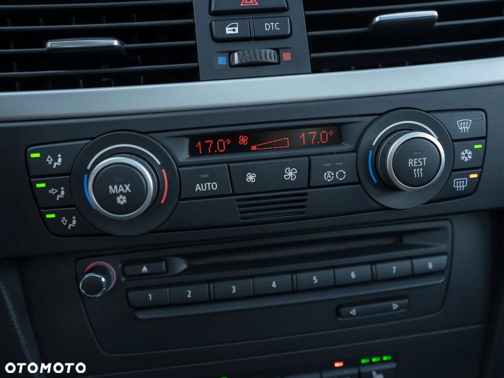 BMW Seria 3 318i Edition Lifestyle - 33