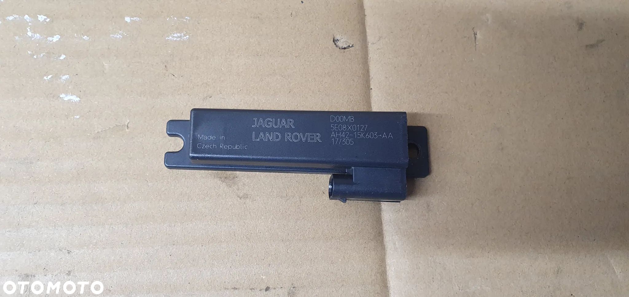 Wzmacniacz modułu antena Keyless Land Rover Discovery Sport L550 AH42-15K603-AA - 1
