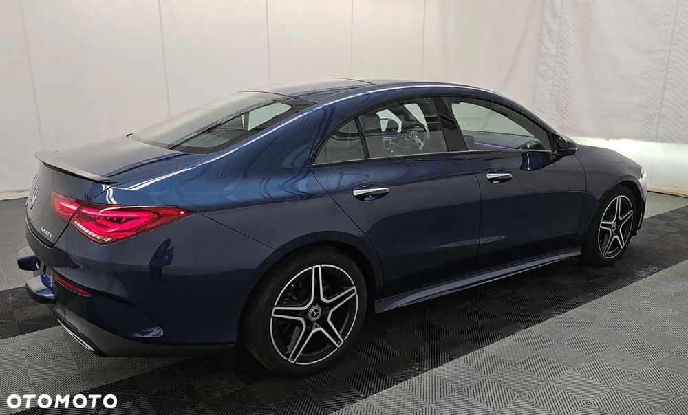 Mercedes-Benz CLA 250 4-Matic 7G-DCT - 4