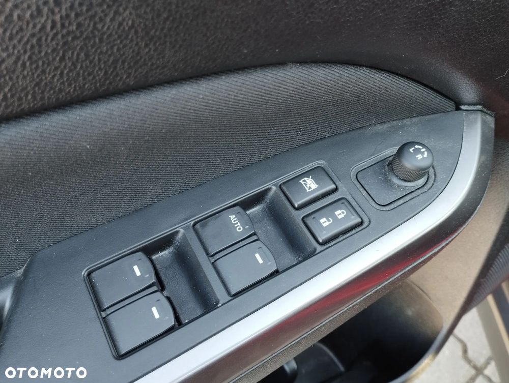 Suzuki Vitara 1.4 Boosterjet SHVS Premium 4WD - 21