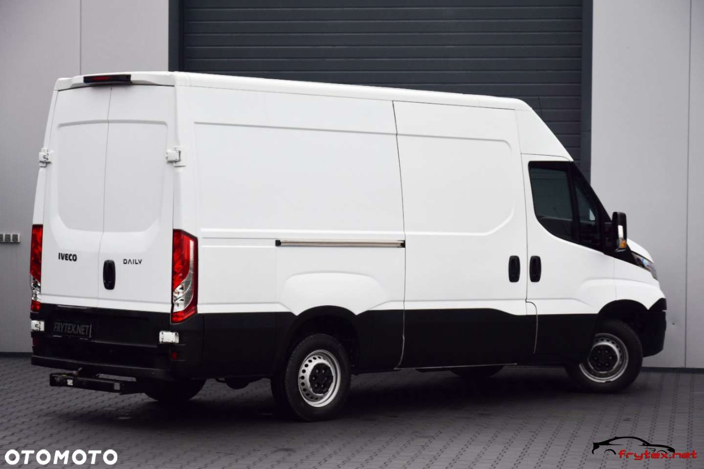 Iveco Daily L2H3 - 12