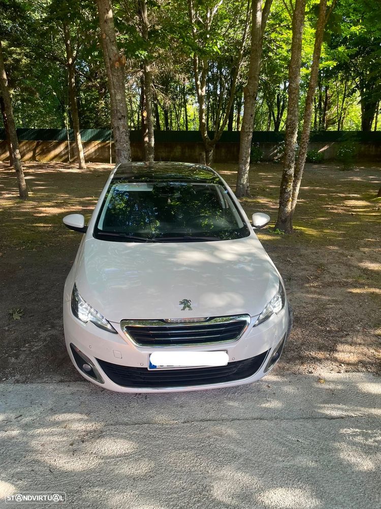 Peugeot 308 1.6 e-HDi Allure - 1