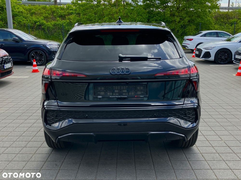 Audi Q3 - 11