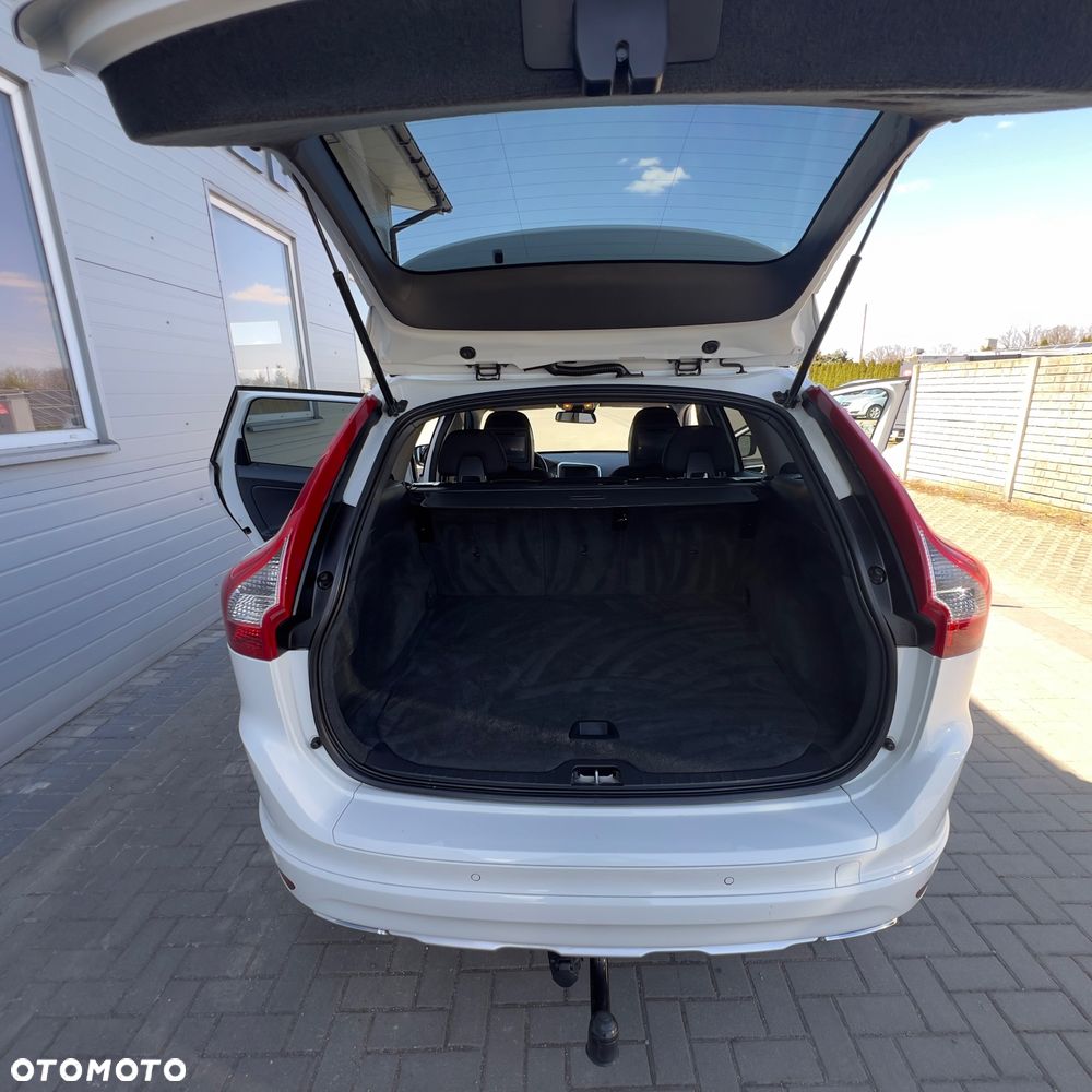 Volvo XC 60 D4 Geartronic Kinetic - 14