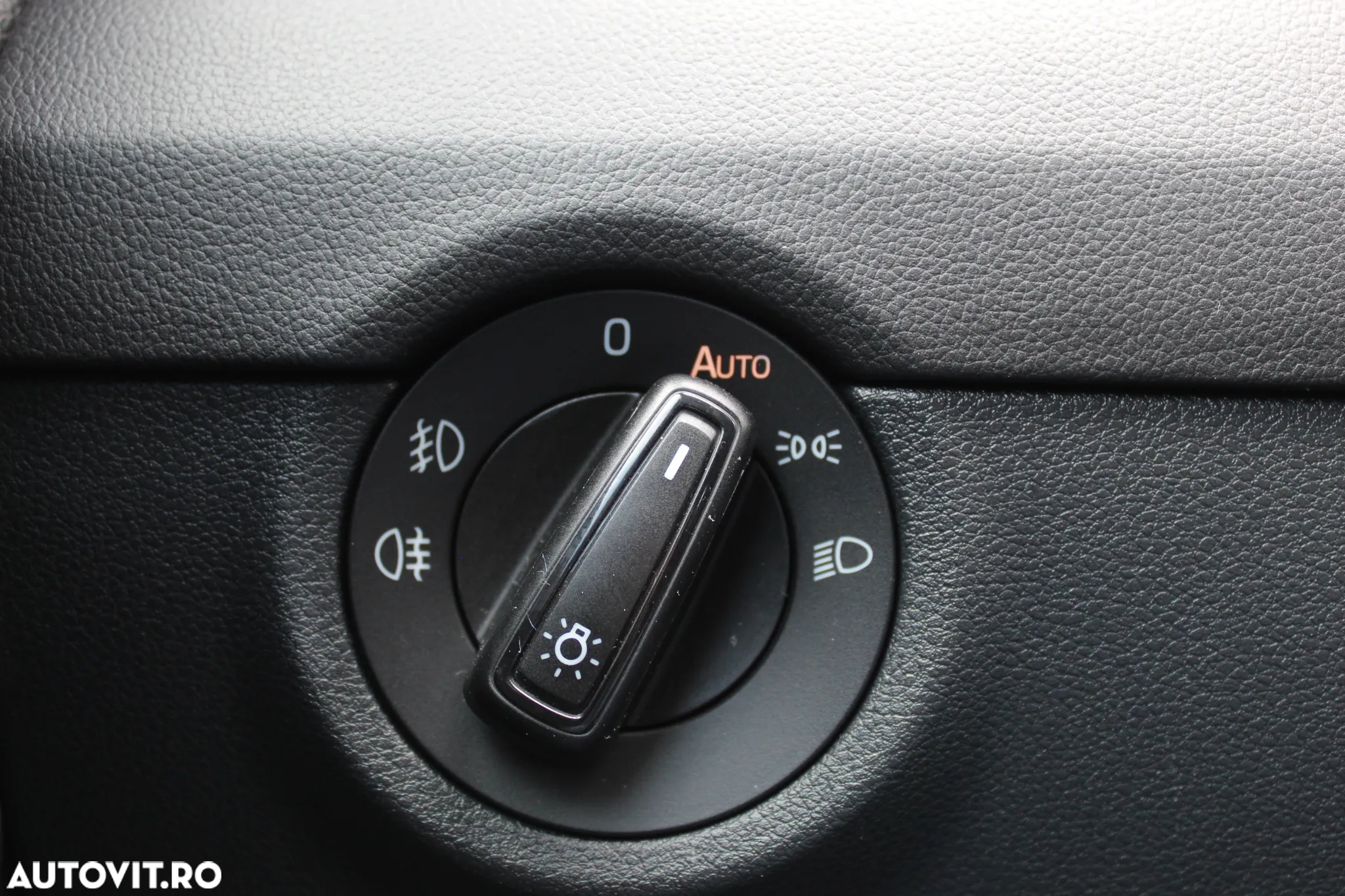 Skoda Octavia 2.0 TDI ELEGANCE DSG - 20