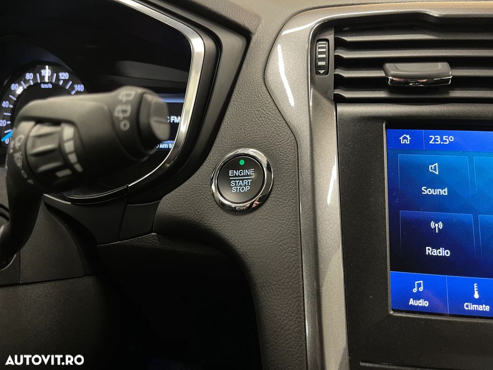 Ford Mondeo 2.0 HEV Titanium - 20