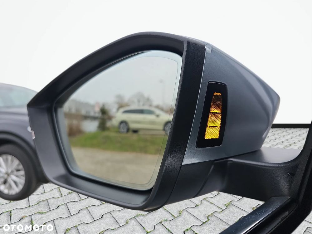 Skoda Superb 2.0 TSI L&K DSG - 26