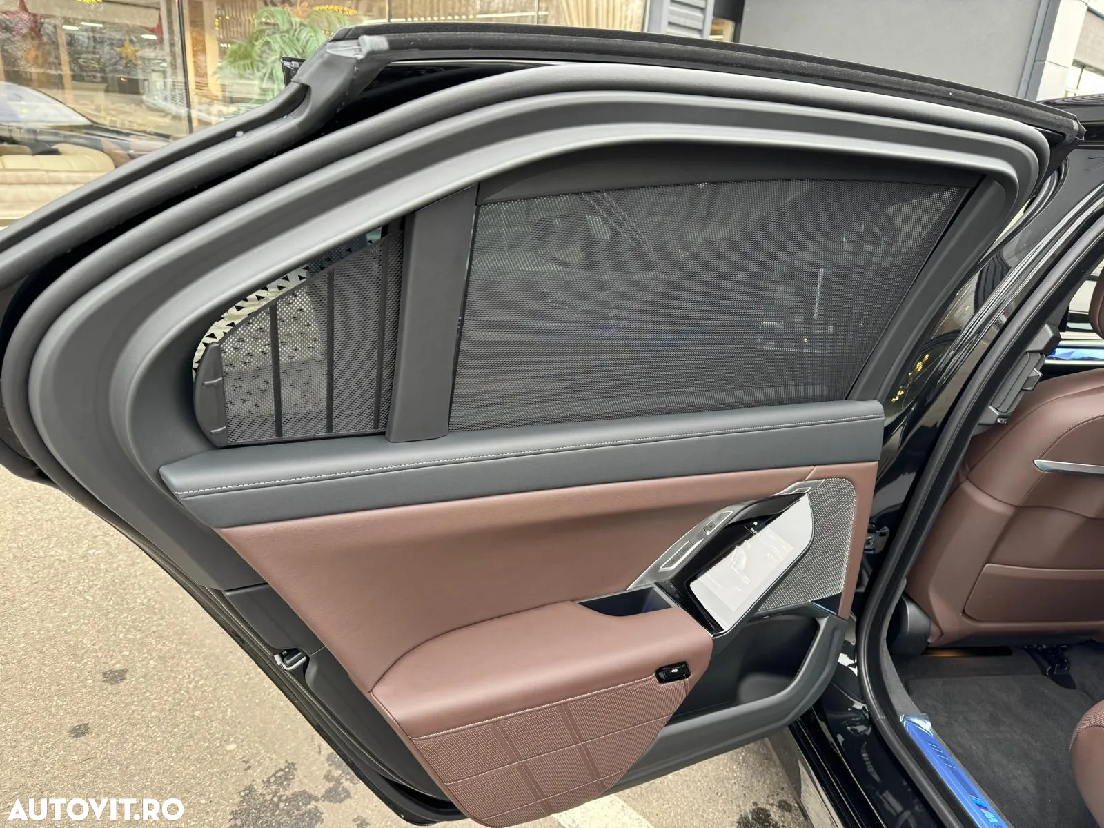 BMW Seria 7 750e xDrive AT PHEV - 17