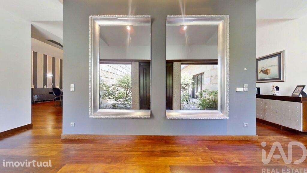 Casa / Villa T4 em Associação de Freguesias do Vale do Neiva de 489,00 - Grande imagem: 2/27