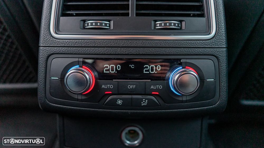 Audi A6 Avant 3.0 TDI V6 quattro S-line S tronic - 12