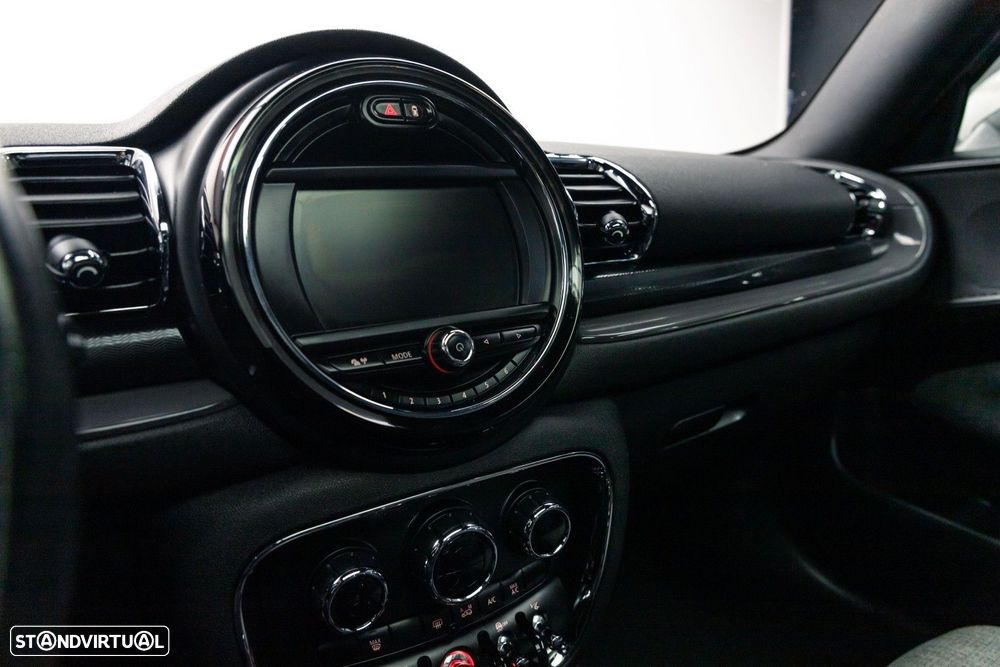 MINI Clubman One D - 34