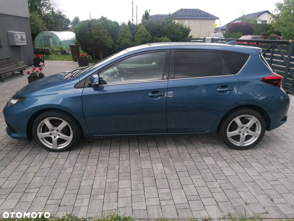 Toyota Auris 1.2 T Prestige - 9