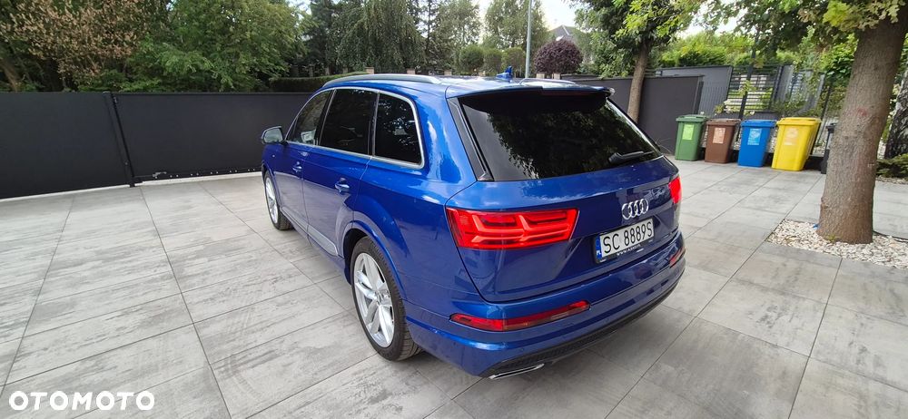 Audi Q7 - 12