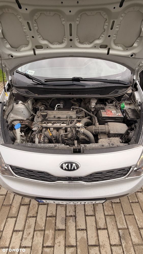 Kia Rio 1.2 L - 14