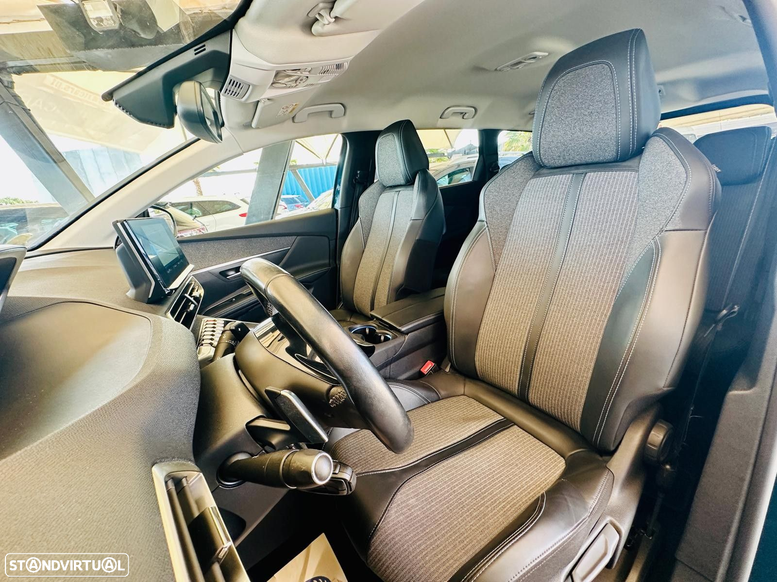 Peugeot 5008 1.5 BlueHDi Allure EAT8 - 10