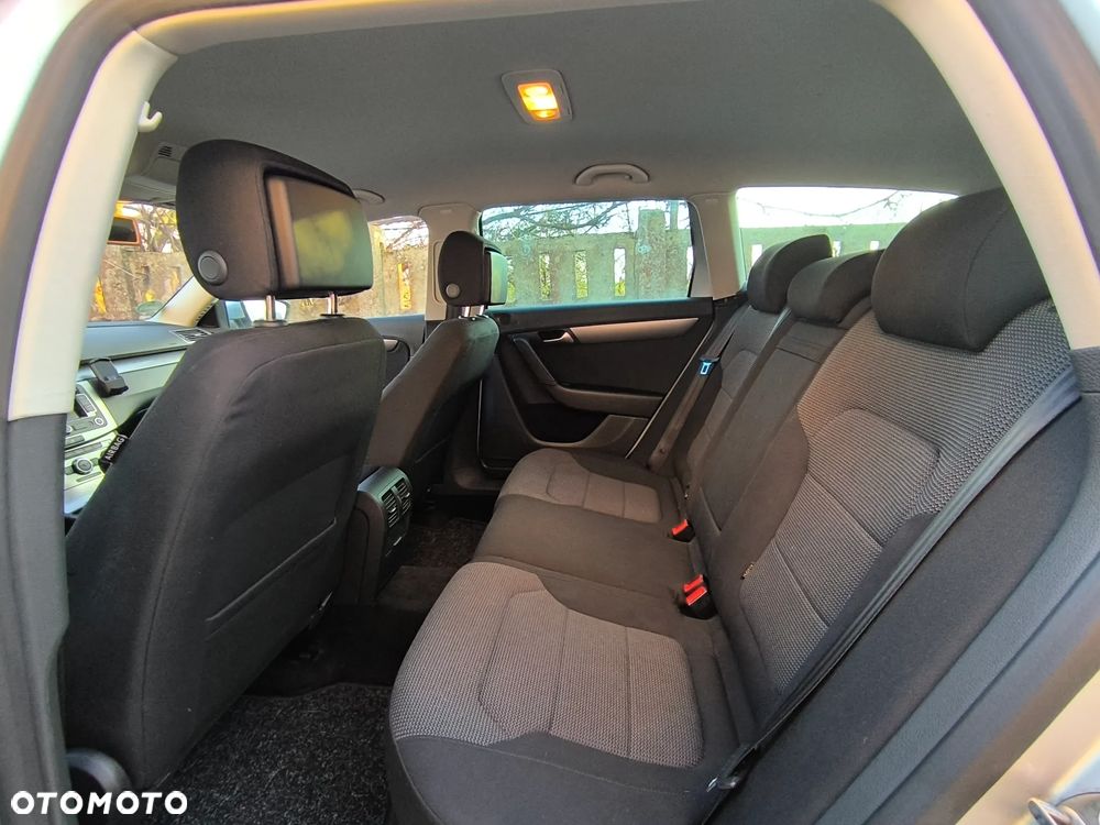 Volkswagen Passat 1.4 TSI DSG BlueMotion Technology Highline - 16