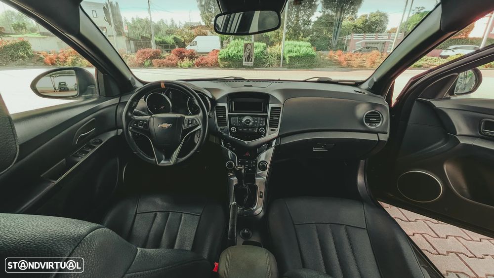 Chevrolet Cruze 2.0 VCDi LT - 2