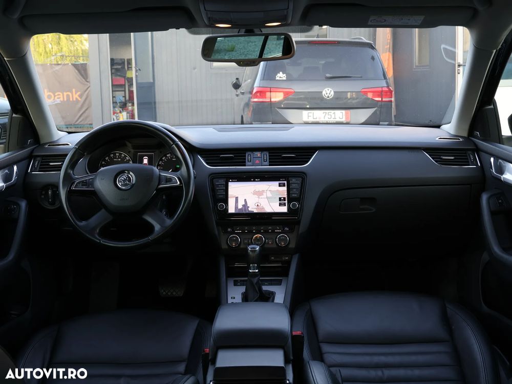 Skoda Octavia 1.6 TDI DPF DSG Elegance - 21