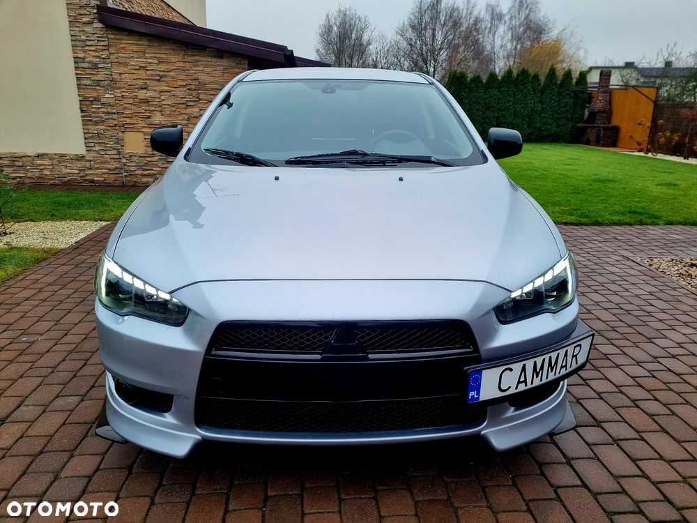 Mitsubishi Lancer - 9