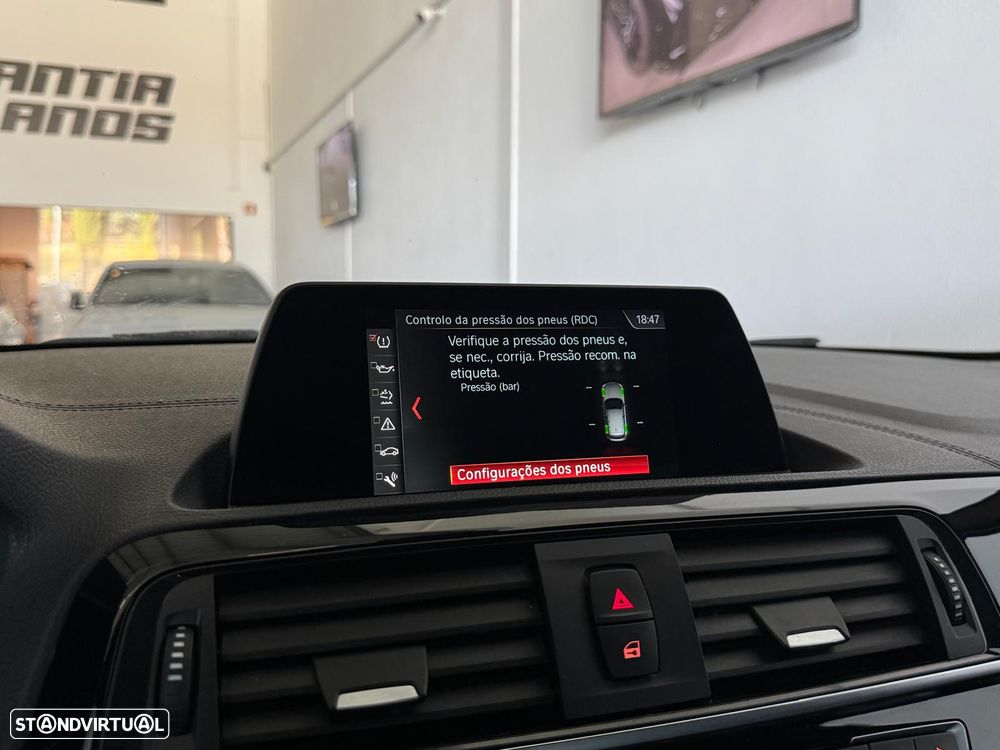 BMW 116 d Pack M - 32