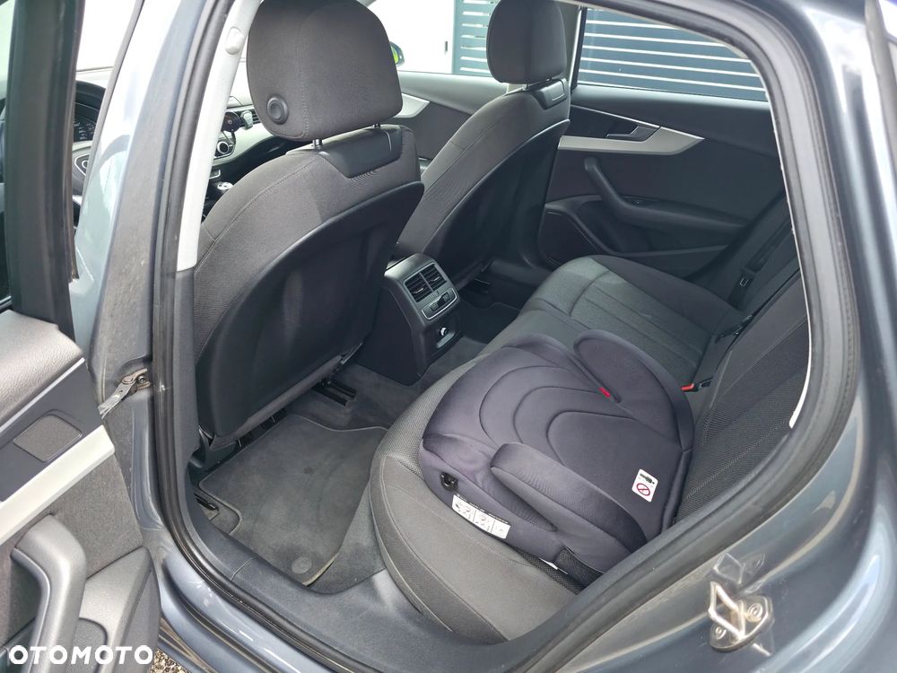 Audi A4 Limousine 2.0 TDI - 17
