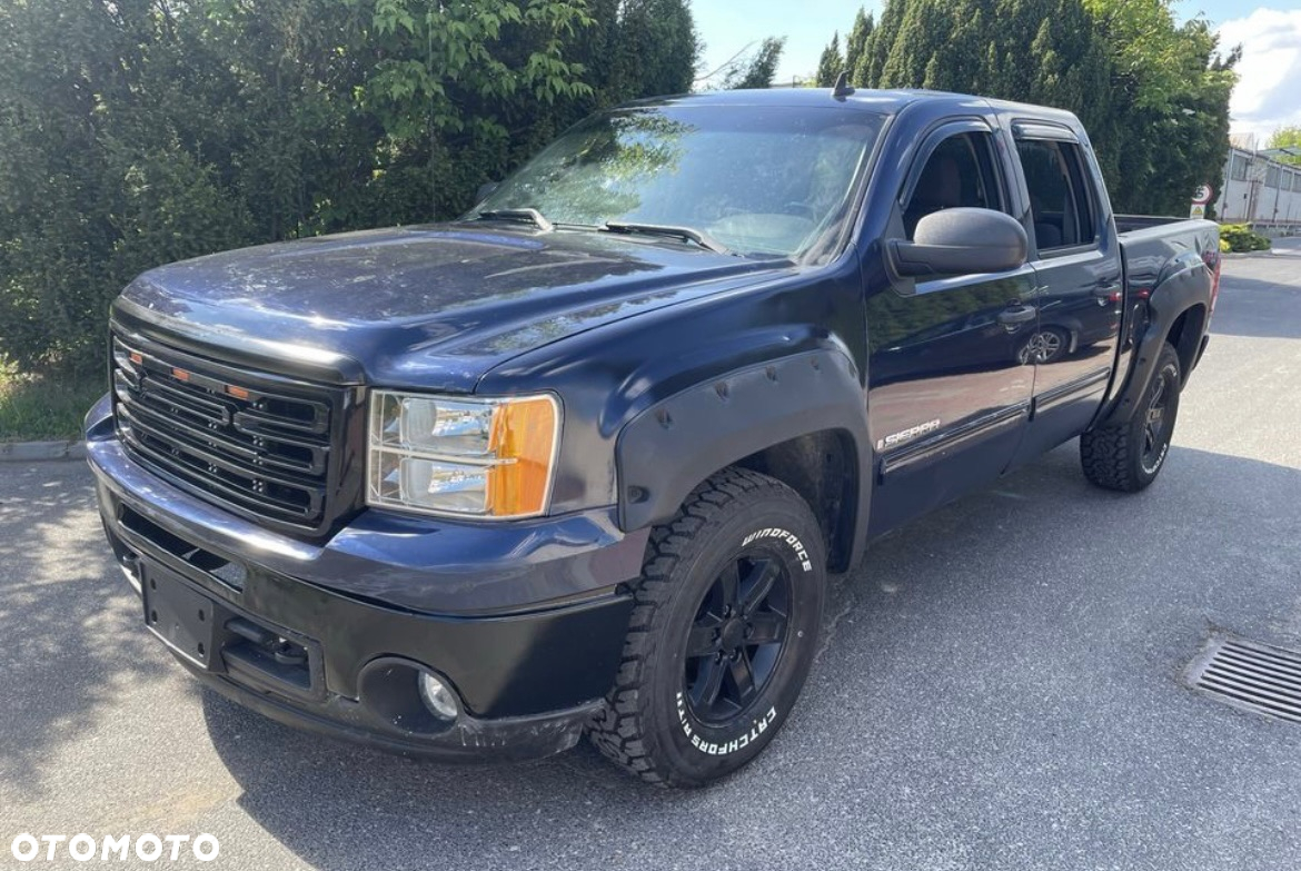 GMC Sierra - 5