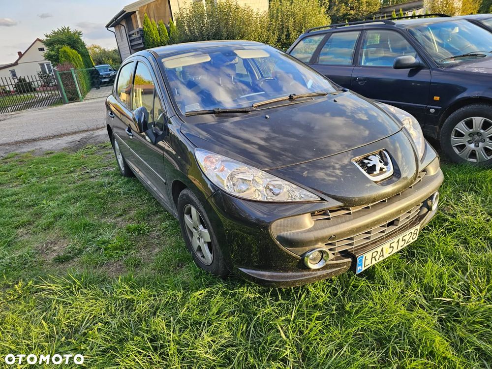Peugeot 207 1.4 16V Trendy - 2