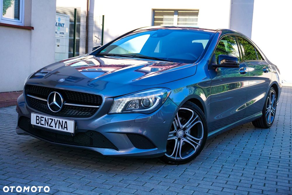 Mercedes-Benz CLA 200 7G-DCT UrbanStyle Edition - 14