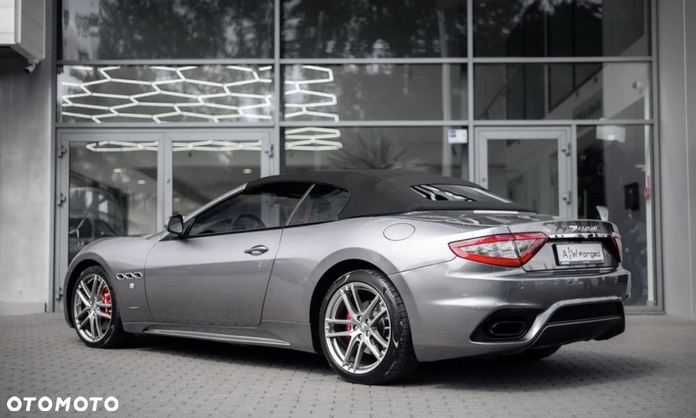 Maserati GranCabrio Sport - 15