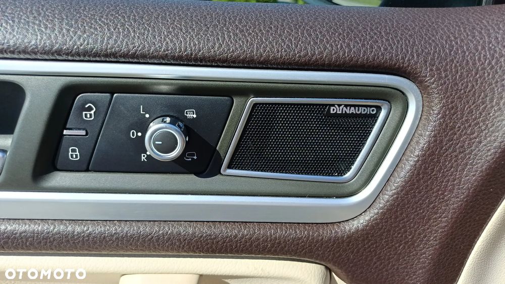Volkswagen Touareg - 24