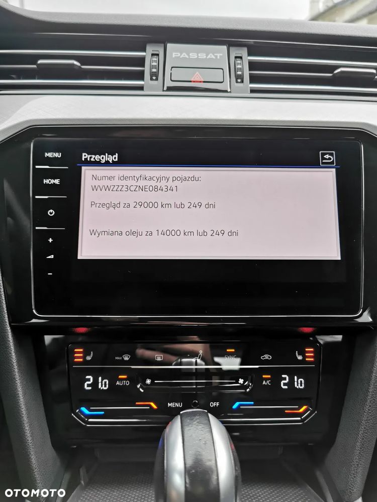 Volkswagen Passat - 26