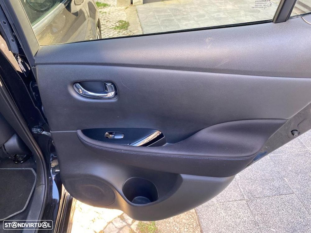 Nissan Leaf N-Connecta - 29