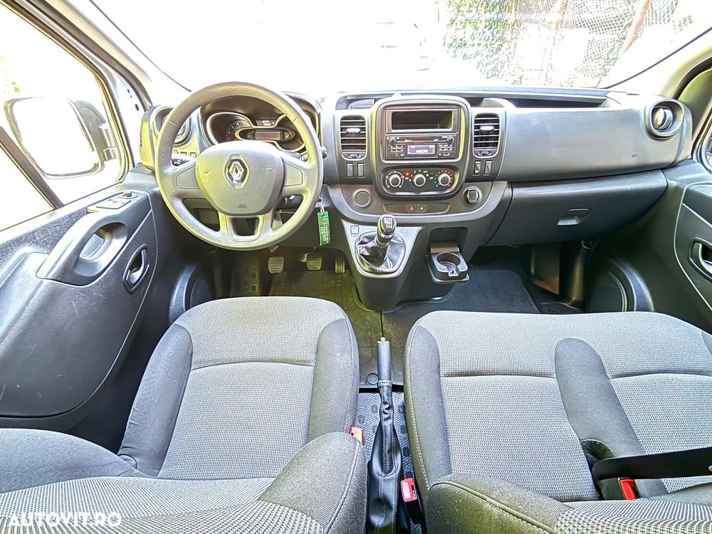 Renault Trafic 2.0 Blue dCi 120 Combi L2H1 8+1 locuri Authentique - 9
